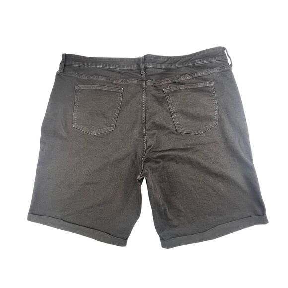 St John’s Bay Shorts Womens 28W Black Bermuda Rolled Cuff Tummy Control Denim - Picture 2 of 15